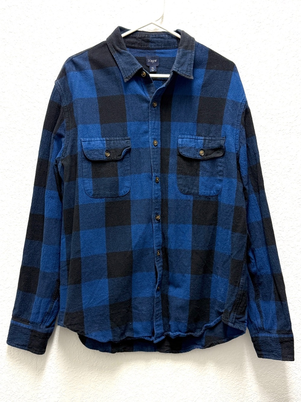 J.Crew Men's XL Blue Black Buffalo Plaid Button-up Flannel Shirt